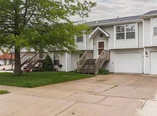 504 Kimberlite St, Tiffin, IA 52340