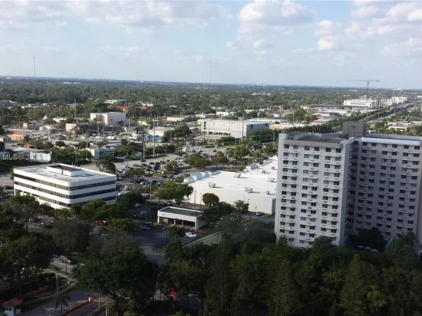 2750 NE 183rd St APT 2305, Aventura, FL 33160