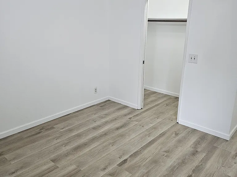 1055 N Capitol Ave #37 — Photo 7