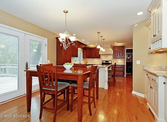 4th image of 2417 River Woods Dr