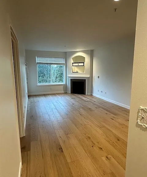 3500 E Lake Sammamish Pkwy SE #1-202 — Photo 2