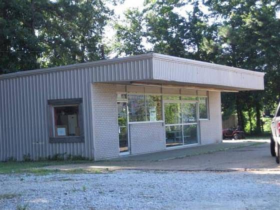 1st image of 308 Kilgore Dr