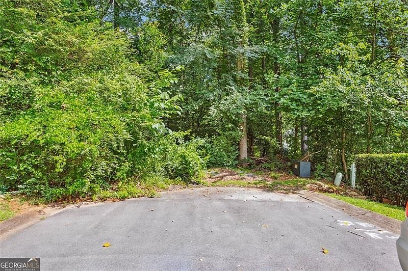 1st image of 338 Justin Dr