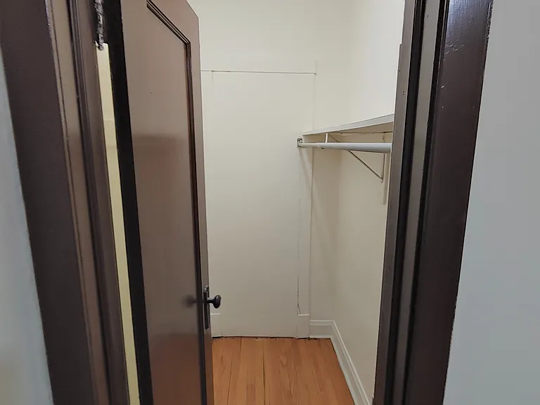 2141 S 61st Ct #1H — Photo 3