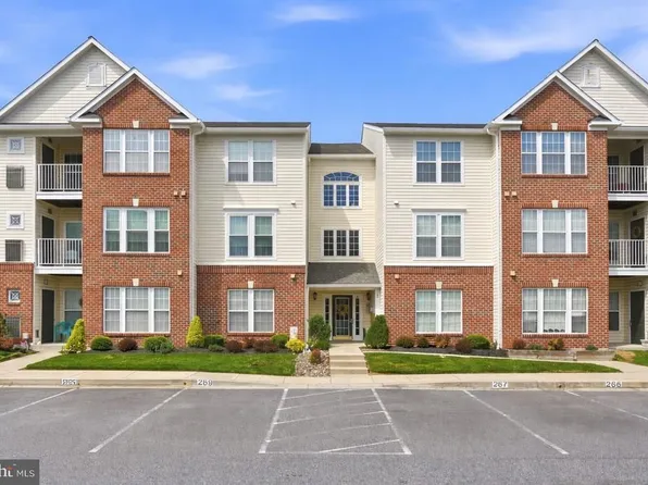 1 Brook Farm Ct #1L, Perry Hall, MD 21128