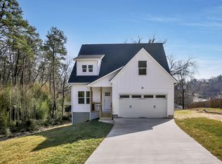 218 Catoosa St, Rossville, GA 30741