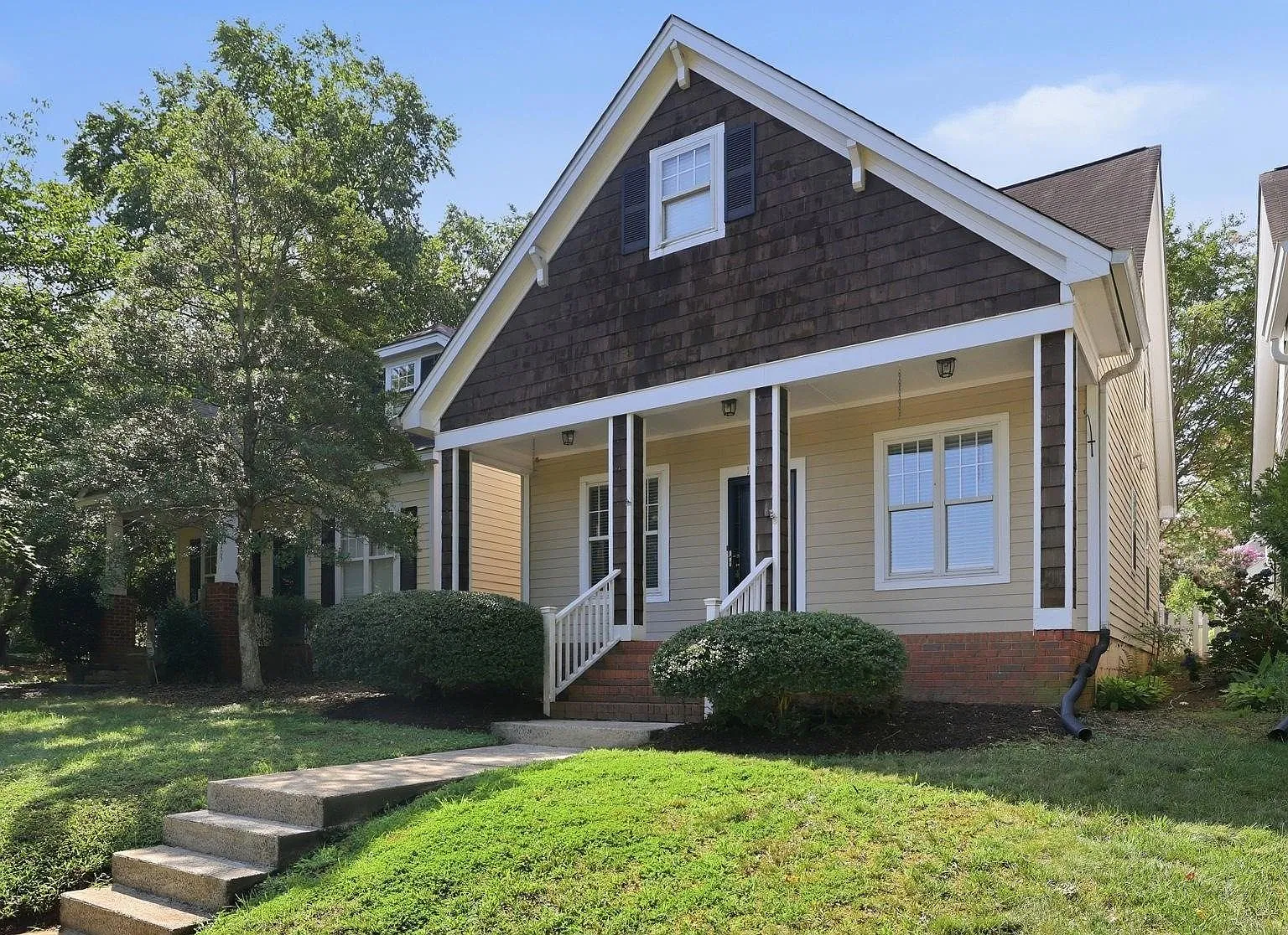 3 bed, 1418 sqft, $1,580 — Photo 1