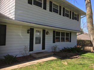 2751 Lyman Ln, Fitchburg, WI