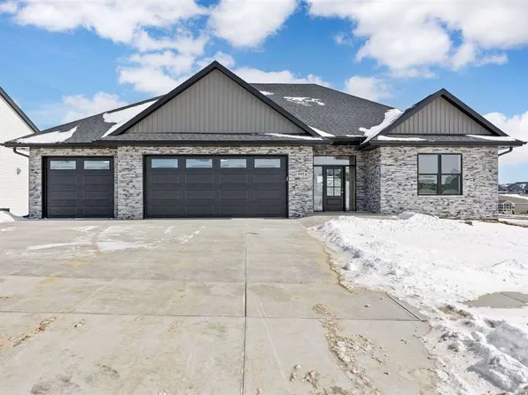644 Rock Ridge Rd, Tiffin, IA 52340