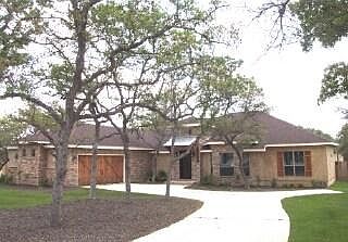 2nd image of 8026 Tradition Oak