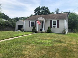 590 Church Ave, Warwick, RI 02889