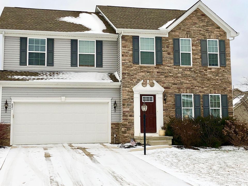 1st image of 821 Oakley Dr