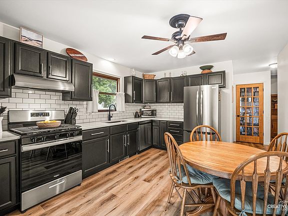 3rd image of 316 Old Mill Ln