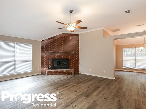 5th image of 112 Couch Ln