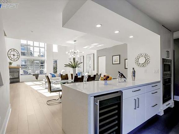 4th image of 25 Lucerne St