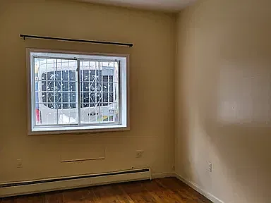 3 bed, 1000 sqft, $3,350 — Photo 4