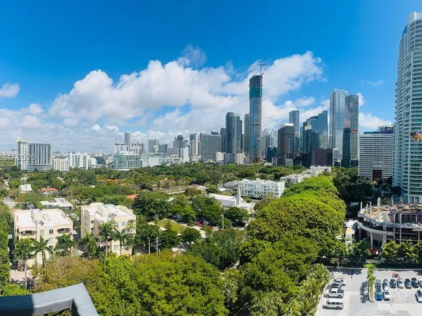 1901 Brickell Ave, Miami, FL