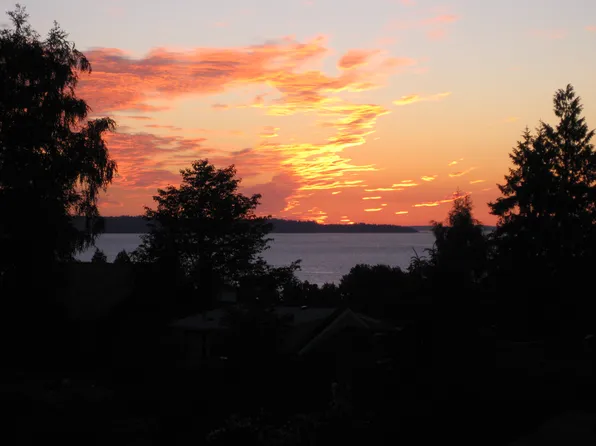 959 Daley St, Edmonds, WA 98020