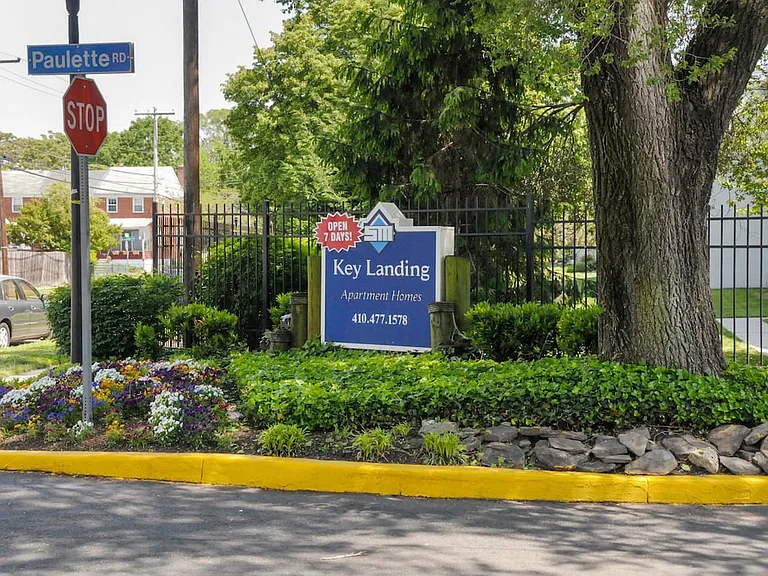 Key Landing — Photo 11