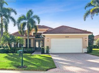 7609 Greenbrier Cir, Port Saint Lucie, FL 34986