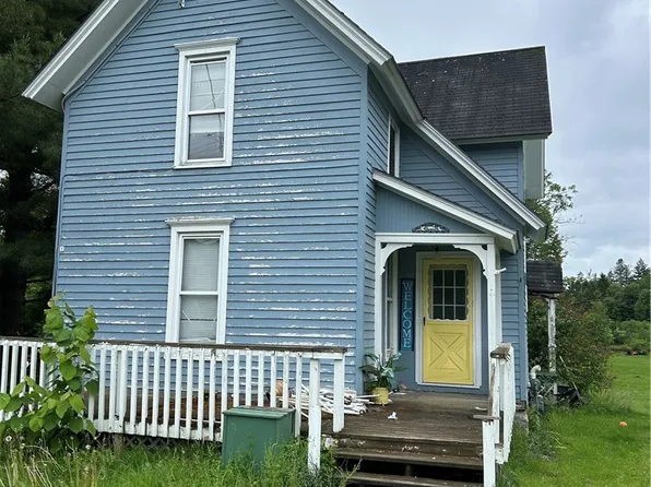 140 Grove St, Gouverneur, NY 13642