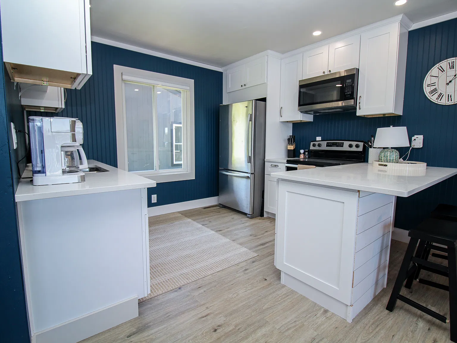 3 bed, 2.5 bath, 1200 sqft, $2,200 — Photo 4