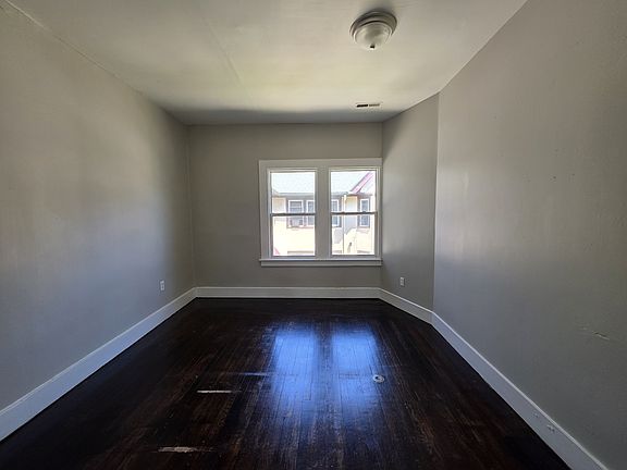 5th image of 268 Sherman Ave #4