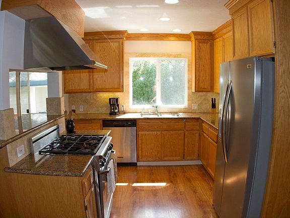 open kitchen 