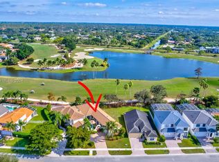 2110 Country Golf Dr, Wellington, FL 33414