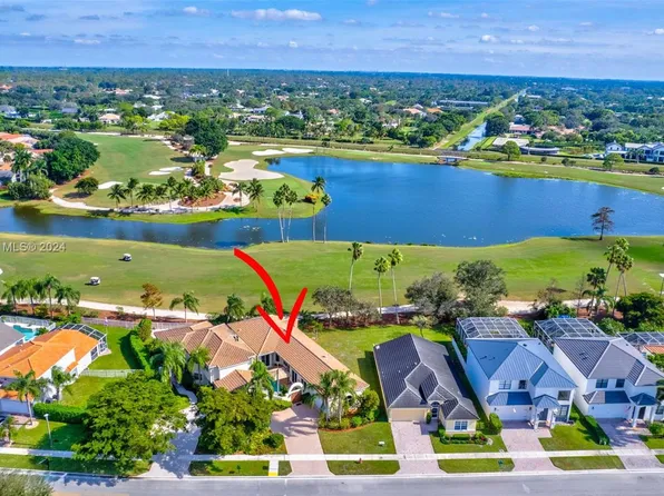2110 Country Golf Dr, Wellington, FL 33414