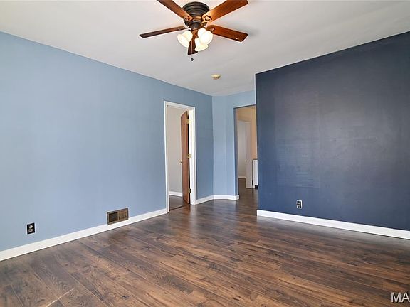 4th image of 759 Ruprecht Ave