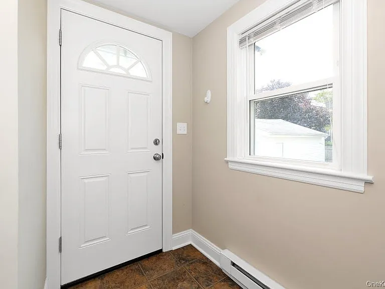 747 Pelhamdale Ave #1 — Photo 17