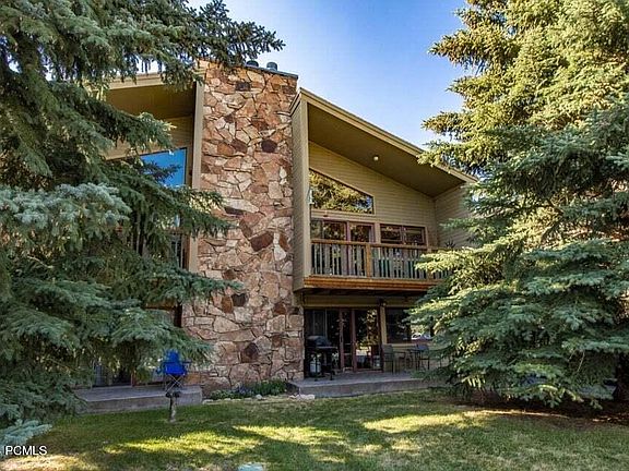 2nd image of 471 Saddle View Way #28