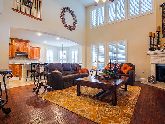 5th image of 9266 Cherry Brook Ln