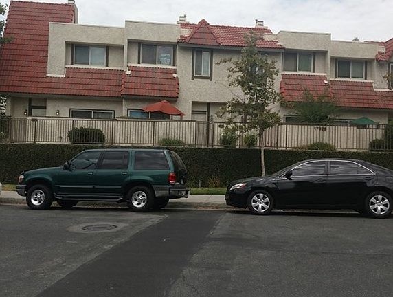 3rd image of 17929 River Cir APT 2