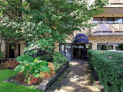 141 Great Neck Rd APT 5C, Great Neck, NY, 11021