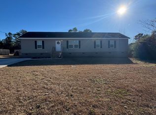 174 Sanders Drive, Hubert, NC 28539