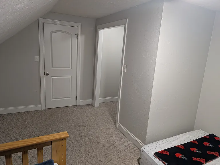 5904 Locust Ln — Photo 18
