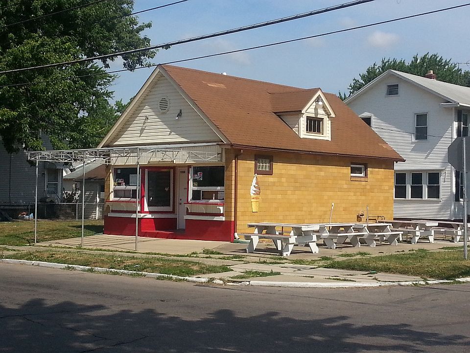 2nd image of 1904 Arlington Ave