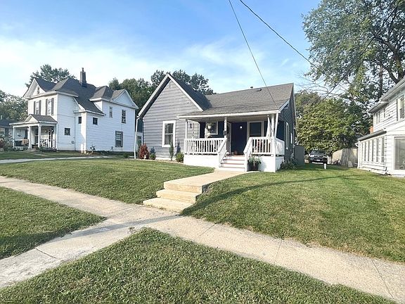 2nd image of 438 Dickinson St