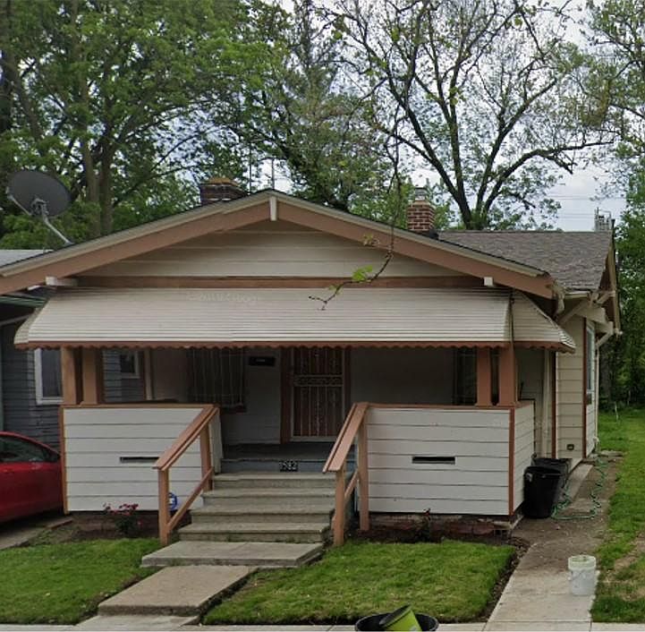 1st image of 1582 E 133rd St