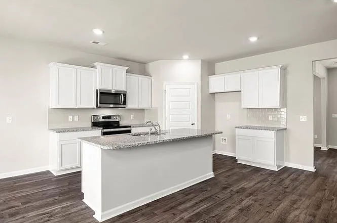 458 Furlough Dr — Photo 6