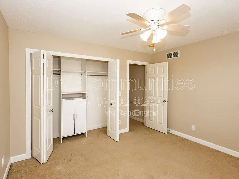 8240 Talbot Cir — Photo 28