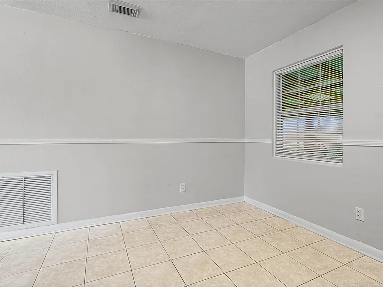 835 S Madison Dr — Photo 8