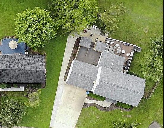 5th image of 10204 McKean Ct