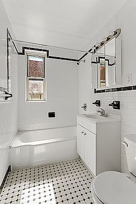 5th image of 30 E End Ave APT 7S