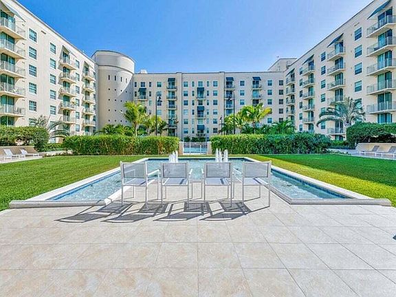 4th image of 610 Clematis Street #336