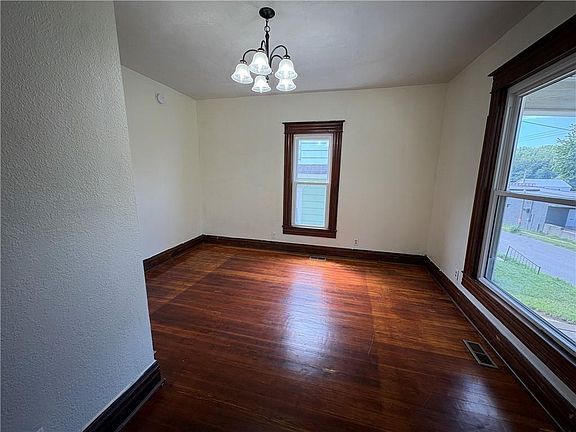 2nd image of 3203 S 22nd St