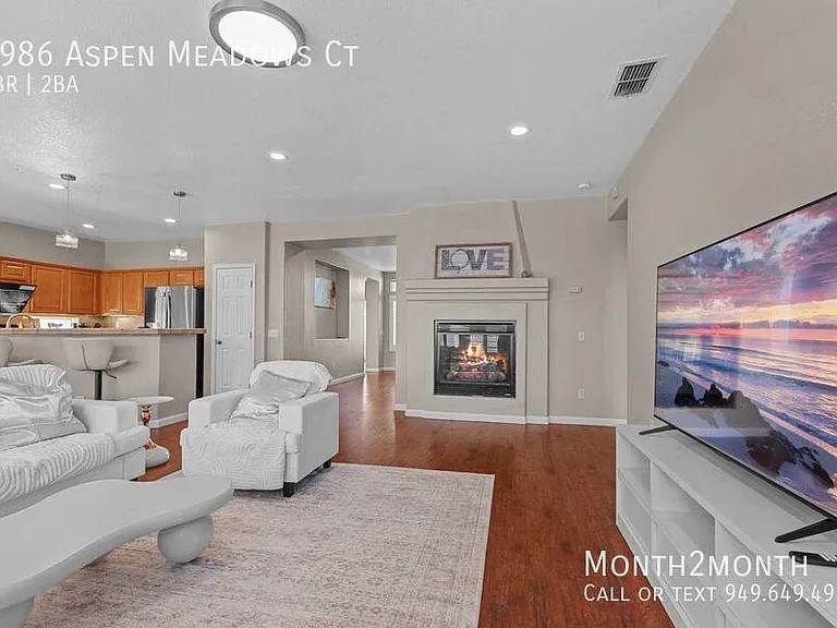 9986 Aspen Meadows Ct — Photo 2