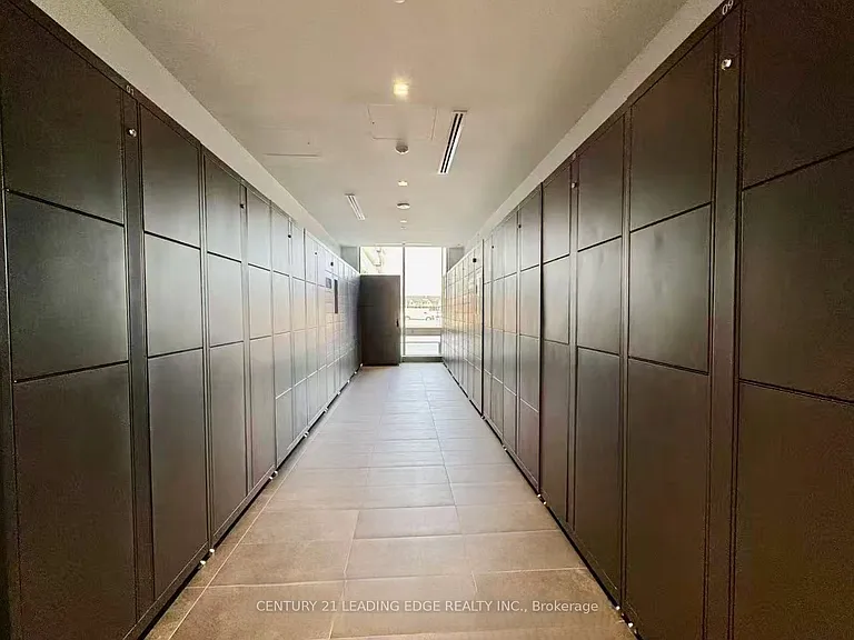2545 Simcoe St N #803 — Photo 47